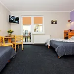 Couette-café Luna 4*