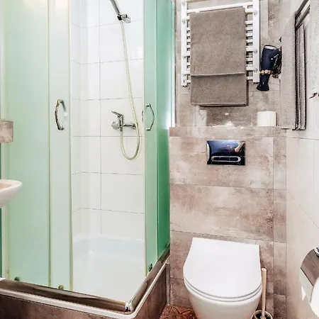 Luna 4* Władysławowo