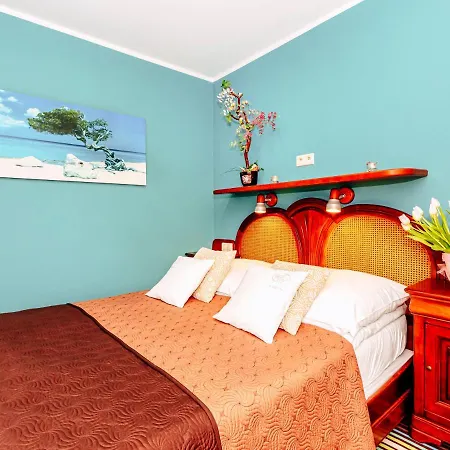 Luna 4* Władysławowo