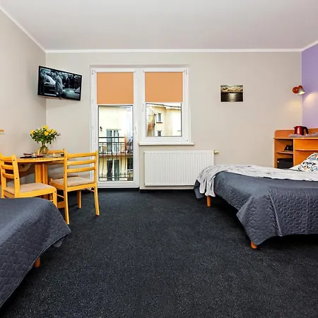 Oda ve Kahvaltı Luna 4*