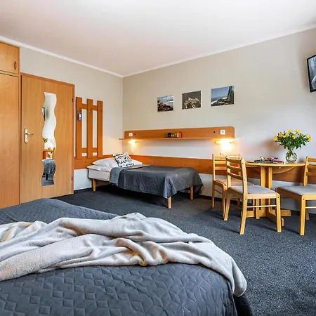 Oda ve Kahvaltı Luna 4*