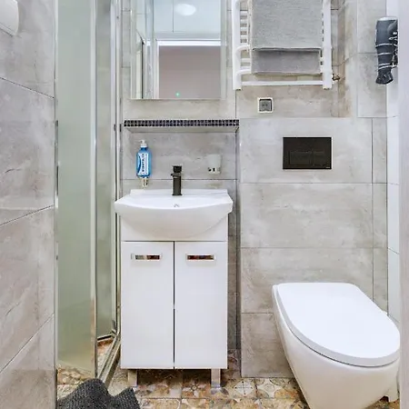 Luna Bed and Breakfast 4*