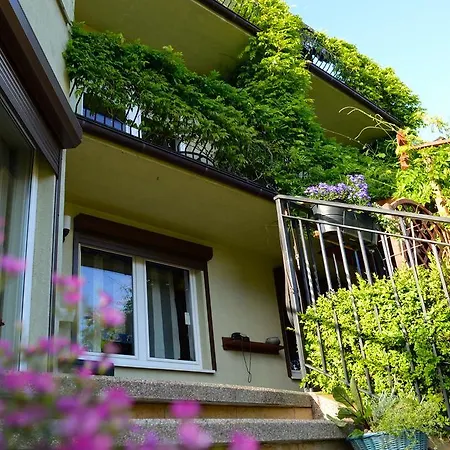 Oda ve Kahvaltı Luna